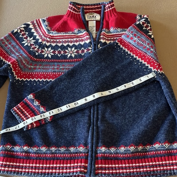 TIARA INTERNATIONAL Full Zip Sweater - Size Small - Picture 6 of 8